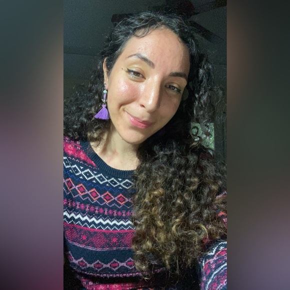 Meet your Posher, Lilia - Picture 2 of 4